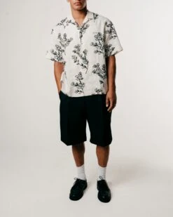 Jacquemus LA CHEMISE JEAN SHIRT -A Ma Maniéré Clothing Shop DSC03126 75a34470 c7f9 4e0f a680 e52c180c1e1c