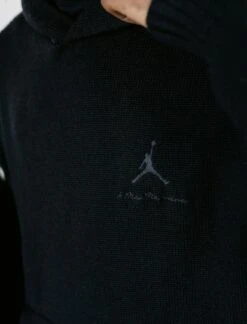 A MA MANIÉRE HOODIE SWEATER -A Ma Maniéré Clothing Shop DSC04745