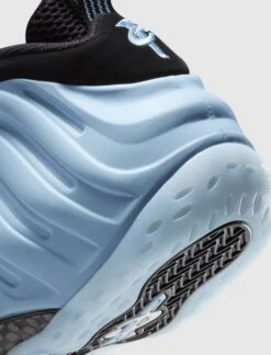Nike AIR FOAMPOSITE ONE "PSYCHIC BLUE" -A Ma Maniéré Clothing Shop FOAMPOSITEPSYCHICBLU 3
