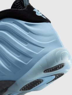 Nike AIR FOAMPOSITE ONE "PSYCHIC BLUE" GS 11 Nike AIR FOAMPOSITE ONE "PSYCHIC BLUE" GS -A Ma Maniéré Clothing Shop FOAMPOSITEPSYCHICBLUGS 3